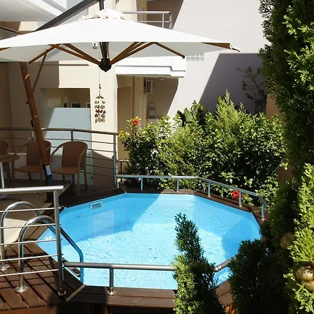 Апартаменты Kalamaki Blue